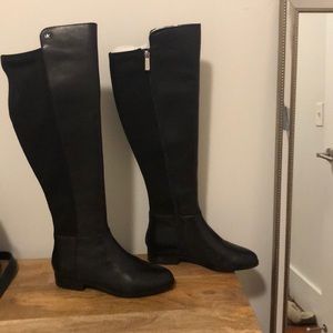 Brand new never worn Michael kors boots